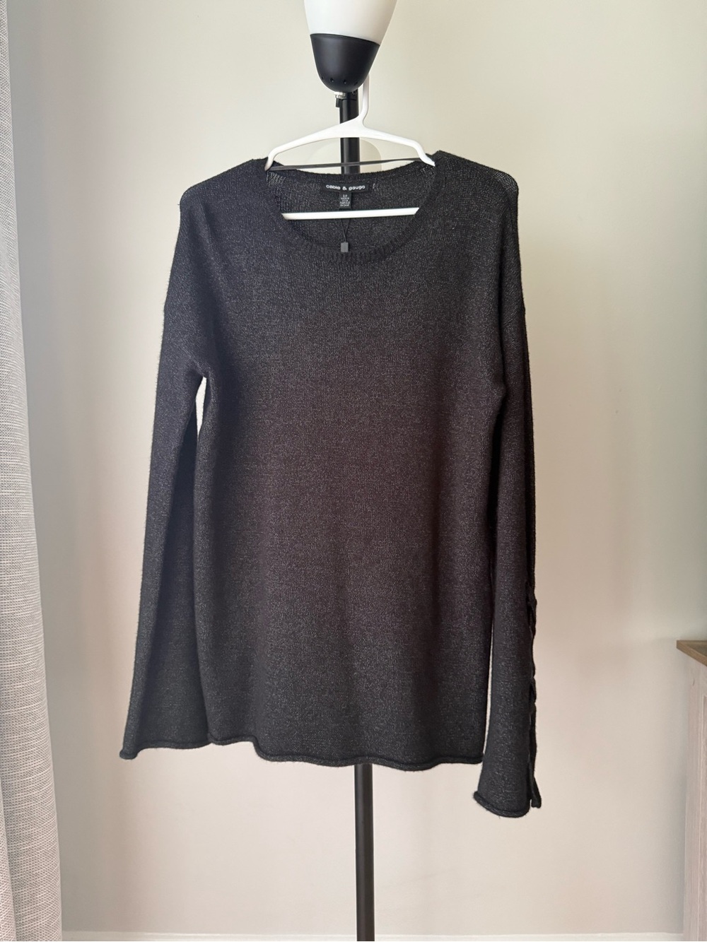 Cable & Gauge Black Crew Neck Long-Sleeve Sweater